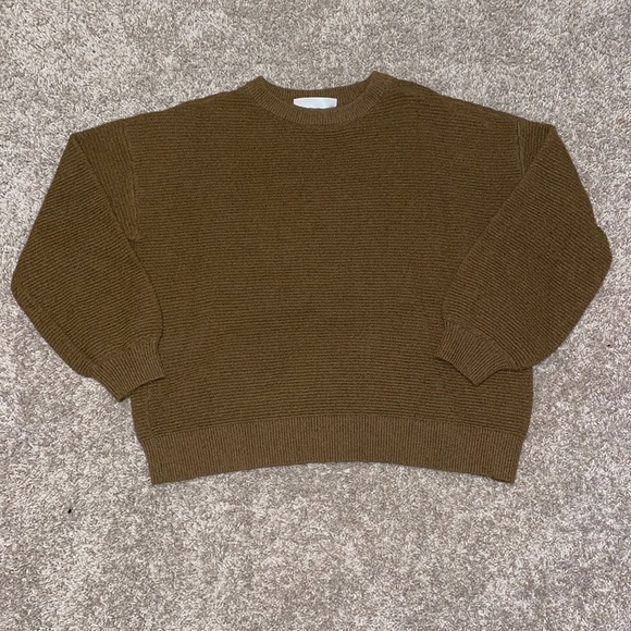 Brown sweater - Picture 1 of 2